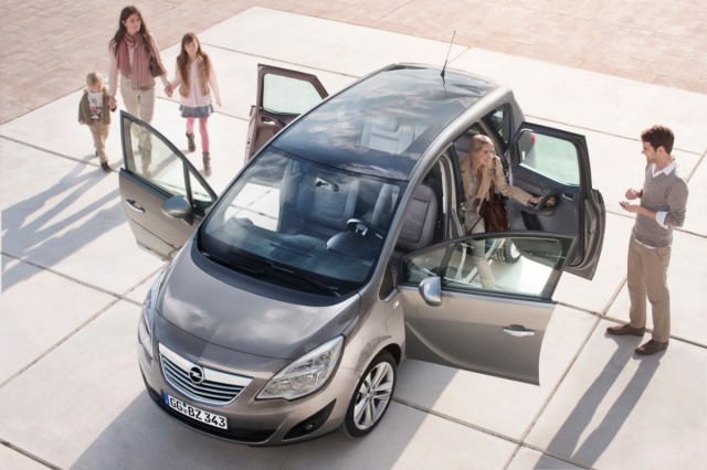 New Opel Meriva (2).jpg